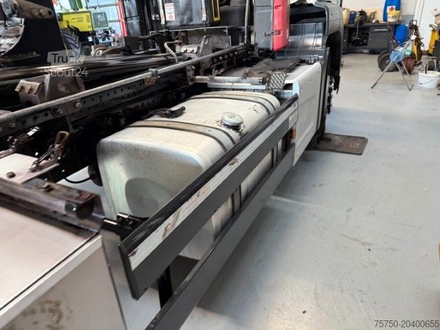 Hákový nosič kontejnerů MAN 26.460 6x2 Hyfva 20.26 S