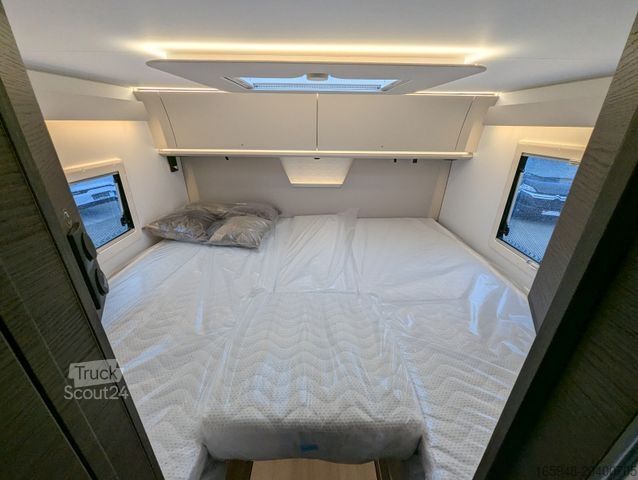 Camping-car semi-intégré ADRIA Coral Supreme 670 DC *4,4T*Automatik*Leder