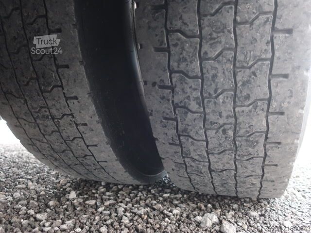 Standard tractor unit Mercedes Benz 1844 LS 4x2 MP3 Megaspace Retarder