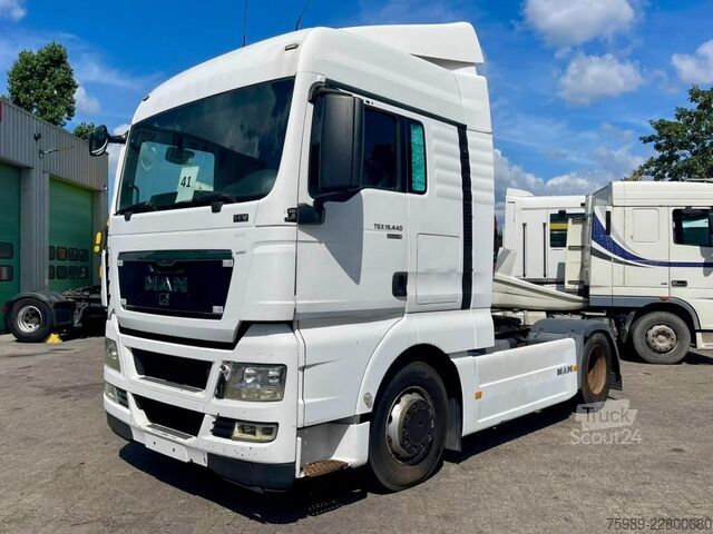 Standaard trekker MAN TGX 14.440  RETARDER,  FRIGO, 2 beds