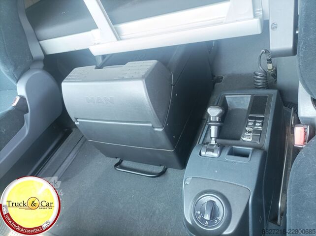 Trattore stradale standard MAN TGX 18.480