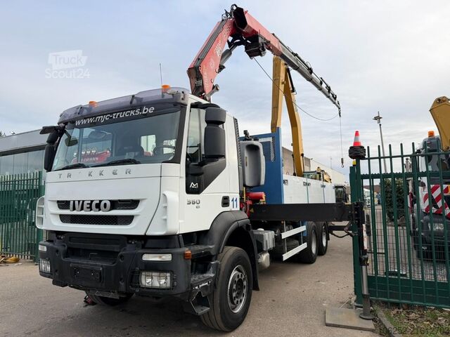 Open body Iveco TRAKKER 360 6x4 PRITSCHE + KRAN FASSI F235AXP.2...