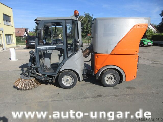 Kamionska čistilica Hako CityMaster CM 600 Kehrmaschine 4x4 Kommu