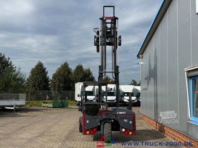 Šakinis krautuvas Moffett Mitnahmestapler 4 Wege Allrad NX Typ M 4 25.4