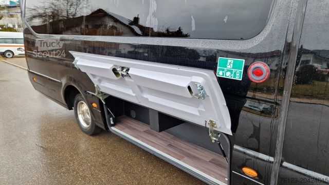 Minibus MERCEDES-BENZ 519 Sunset S 4 Ferqui Chasis 907 Vorlauffahrzeug