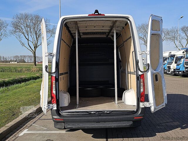 Bestelauto MERCEDES-BENZ SPRINTER 315 L2H2 Navi ACC