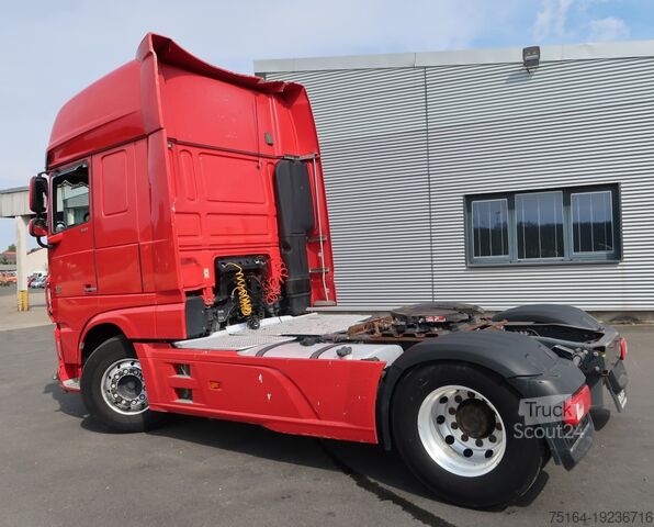 Standard trækker DAF XF 460 FT