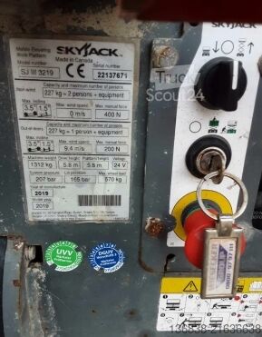 Working platform (scissor lift) Skyjack SJ III 3219 Elektro 7,79 m