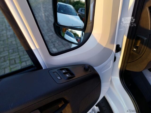 Bestelwagen Citroen Jumper 33 BlueHDi 140 S&S PM-TM Furgon