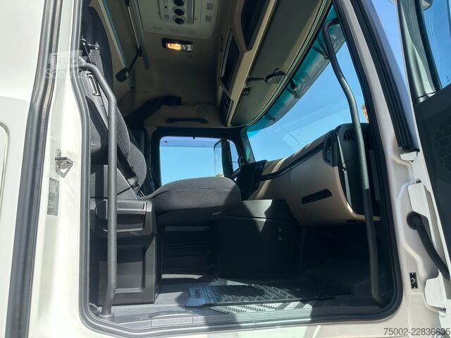 Standardni SZM Mercedes-Benz Actros ACTROS 1846L / EURO-6E / ADR / PTO