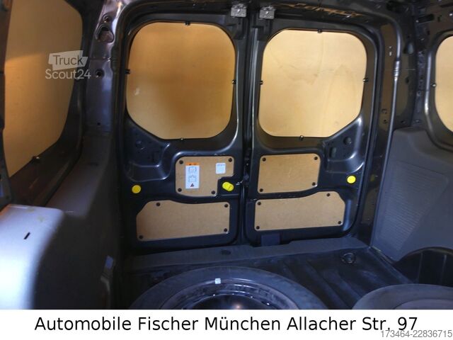 Panelová dodávka FORD Transit Connect Kasten L2 AHK heizb.Frontscheibe