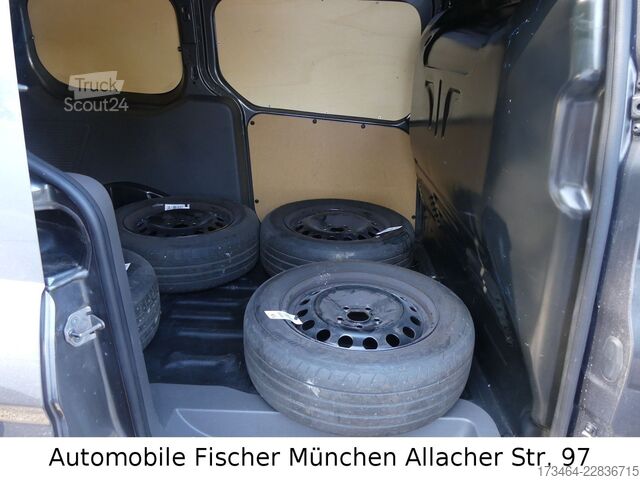 Panelová dodávka FORD Transit Connect Kasten L2 AHK heizb.Frontscheibe