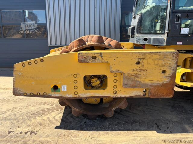 Egyszerű bütykös görgő Caterpillar CP76