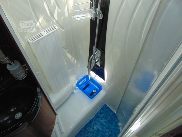 Teilintegriertes Wohnmobil MERCEDES-BENZ ADRIA POLARIS mit ALDE Heizung