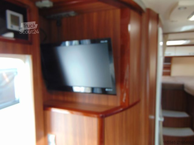 Teilintegriertes Wohnmobil MERCEDES-BENZ ADRIA POLARIS mit ALDE Heizung