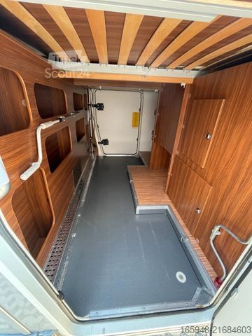 Teilintegriertes Wohnmobil MERCEDES-BENZ ADRIA POLARIS mit ALDE Heizung