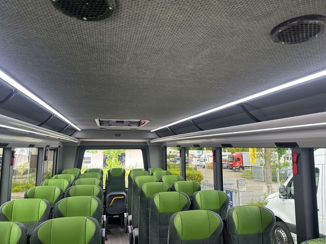 Minibus MERCEDES-BENZ Sprinter 519 29+1+1 Klima Standheizung  El. Tür