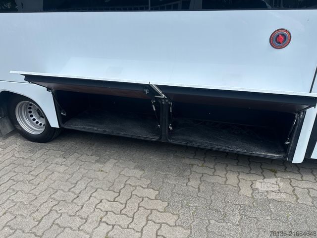 Minibus MERCEDES-BENZ Sprinter 519 29+1+1 Klima Standheizung  El. Tür