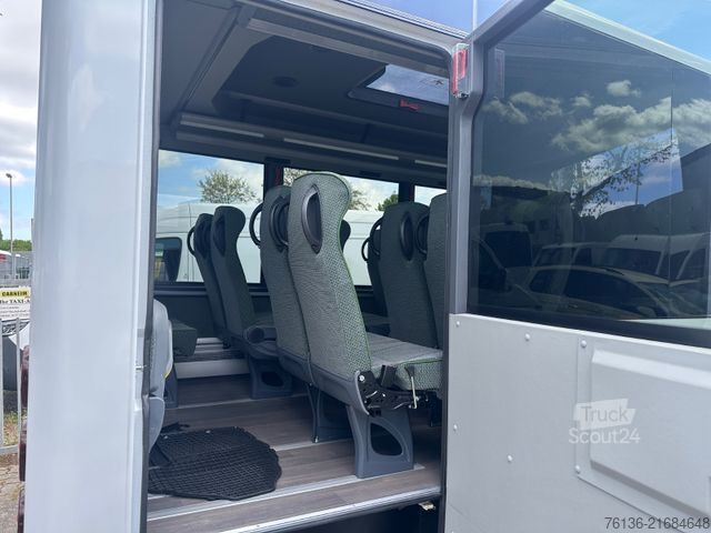 Minibus MERCEDES-BENZ Sprinter 519 29+1+1 Klima Standheizung  El. Tür