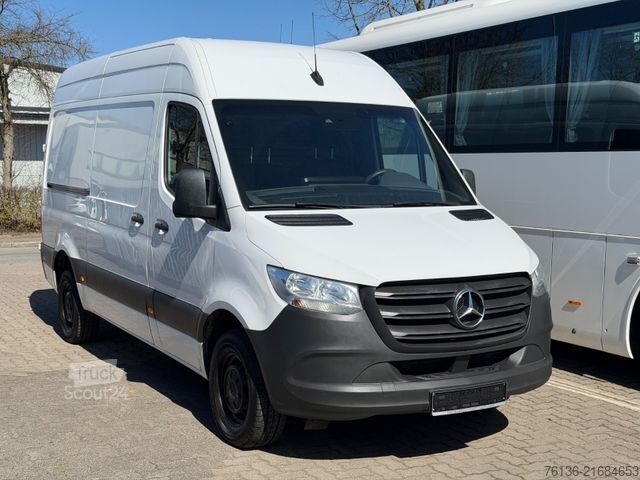 Højt tag varevogn MERCEDES-BENZ Sprinter 316 CDI Klima Standh Kamera AHK Tempom.