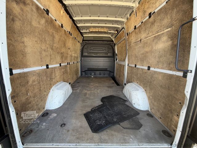 Højt tag varevogn MERCEDES-BENZ Sprinter 316 CDI Klima Standh Kamera AHK Tempom.