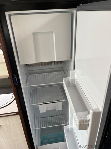 Entegre karavan FORSTER I 699 EB - Hub/Einzelbetten - Klima - Solar -