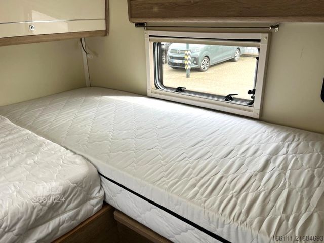 Półzintegrowany kamper BELA Easy Barbados - Einzelbetten -  - AHK