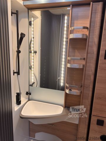 Półzintegrowany kamper KNAUS L!VE WAVE 650 MEG BLACK SELECTION, LP 81.466 ¤!