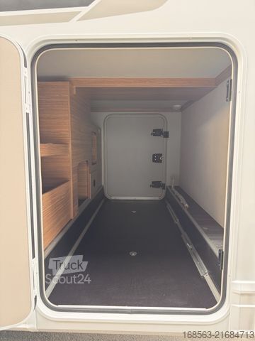 Félintegrált lakóautó WEINSBERG WEINSBERG CaraSuite 650 MEG EDITION [SPICY]