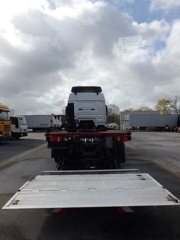Autocamion cu caroserie interschimbabilă MAN TGX 26.440 LL XLX/BDF/LBW 2to/Ret./AHK/Lenkachse