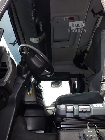 Autocamion cu caroserie interschimbabilă MAN TGX 26.440 LL XLX/BDF/LBW 2to/Ret./AHK/Lenkachse