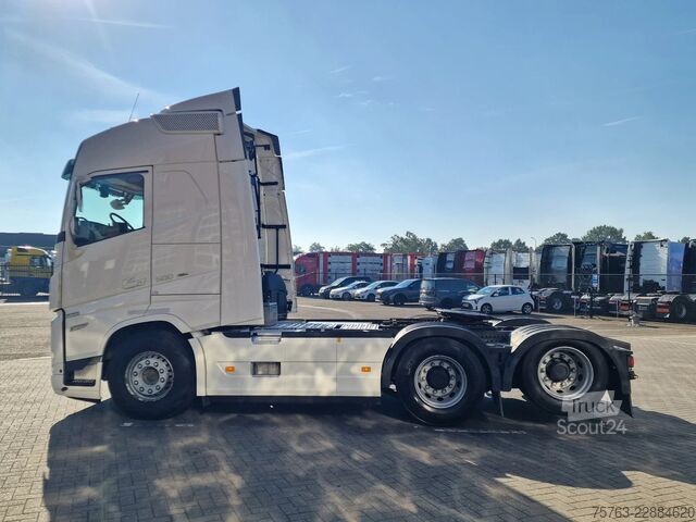 Standard-SZM Volvo FH 13.500 Globetrotter 6x2 - Full air - I parkc...
