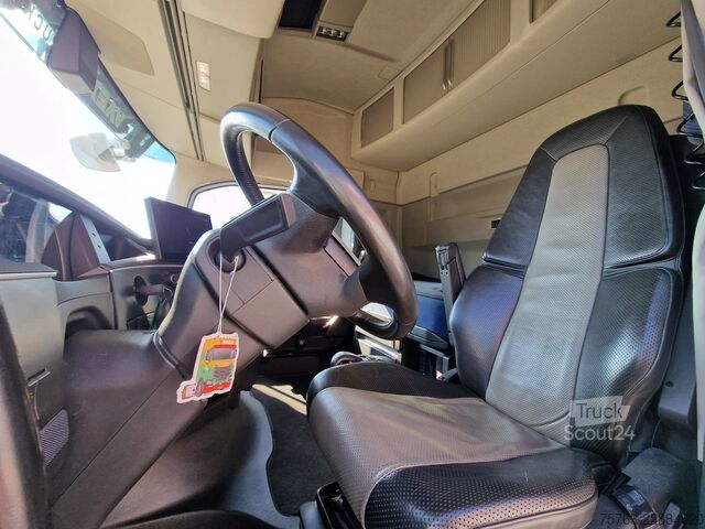 Standard-SZM Volvo FH 13.500 Globetrotter 6x2 - Full air - I parkc...