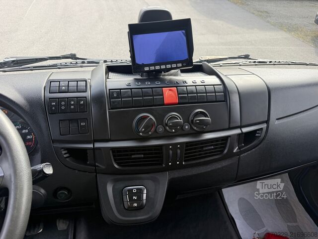 škatlasti tovornjak Iveco EUROCARGO 120-220