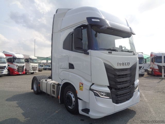Trattore standard IVECO AS440S48T/P