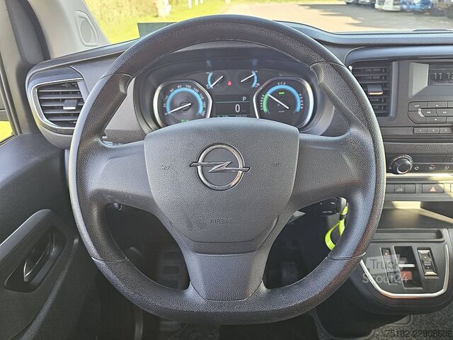 Універсал з високим дахом OPEL VIVARO-E L3H1 75 kWh Snellaad