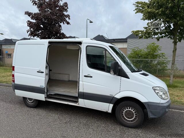 Vagone frigorifero Mercedes-Benz Sprinter 313 2010 kuhlung diepfreez