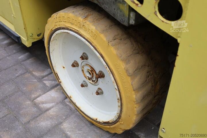 Ψαλίδι ανύψωσης PB LIFT S195-12ES Electric, 19.6m Working Height, 700