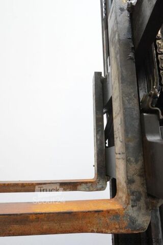 Trukki Linde H 35 T EVO 393-02