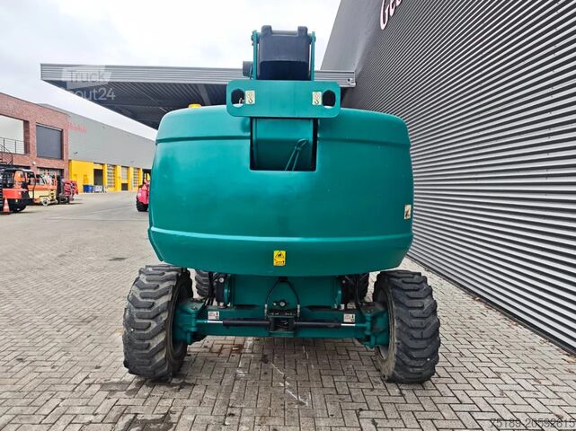 Plate-forme télescopique JLG 660 SJ