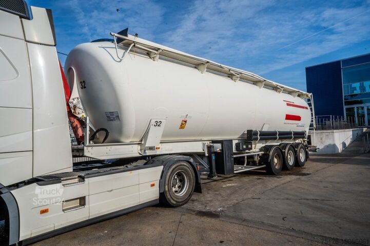 صومعة SPITZER SK2458 CAL 60m3