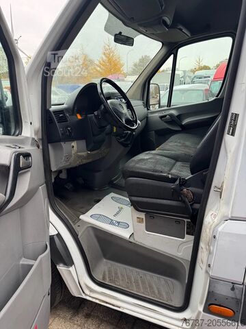 Mercedes-Benz SPRINTER 511 Mercedes-Benz SPRINTER 511
