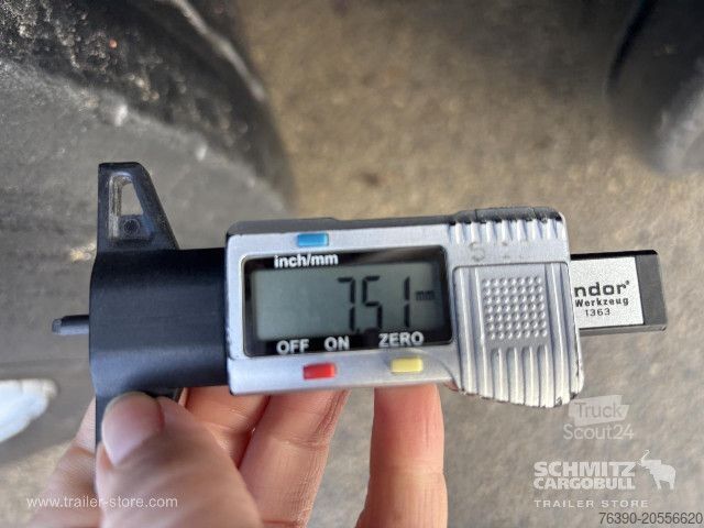 Atvira puspriekabė su tentu Schmitz Cargobull Semitrailer Curtainsider Standard