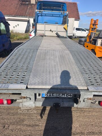 Transportator auto MAN TGL 8.180