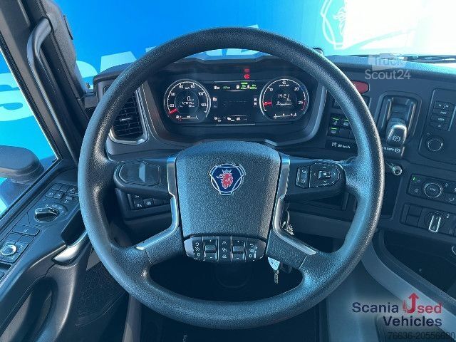 Camion de matières dangereuses Scania R 450 A4x2NA RETARDER 8T DIFF-L SMART2