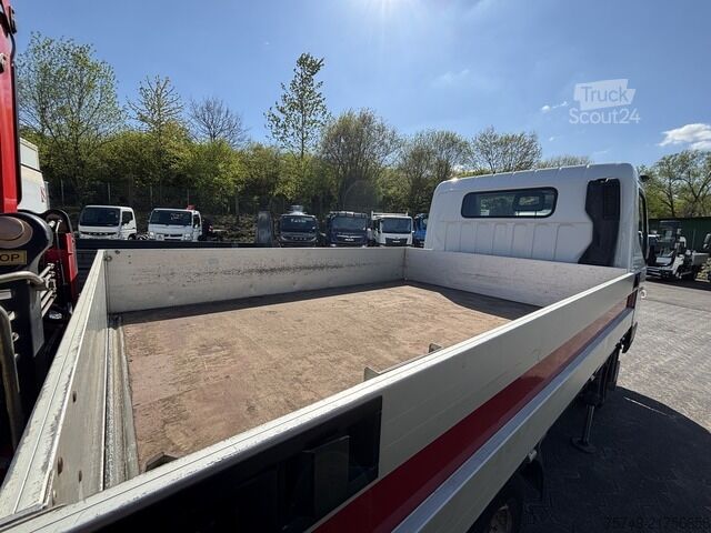 Pritschenwagen Fuso 3C13 Pritsche 2.85m Heckladekran 3xhydr. 1xmech.