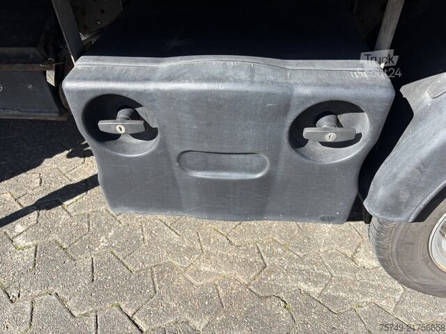 Pritschenwagen Fuso 3C13 Pritsche 2.85m Heckladekran 3xhydr. 1xmech.