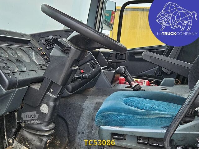 Самосвал DAF CF 75 320