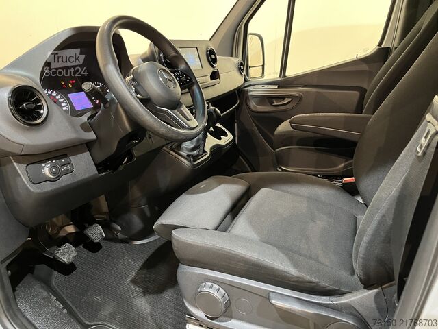 Varebil Mercedes-Benz Sprinter 311 CDI L2H2 RWD / Euro 6 / Servicebus...