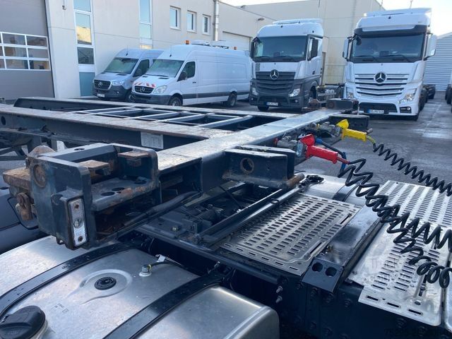 Semi-remorque à carrosserie interchangeable KRONE 3 Achs Container Chassis SDC 27 SAF TÜV/SP neu!